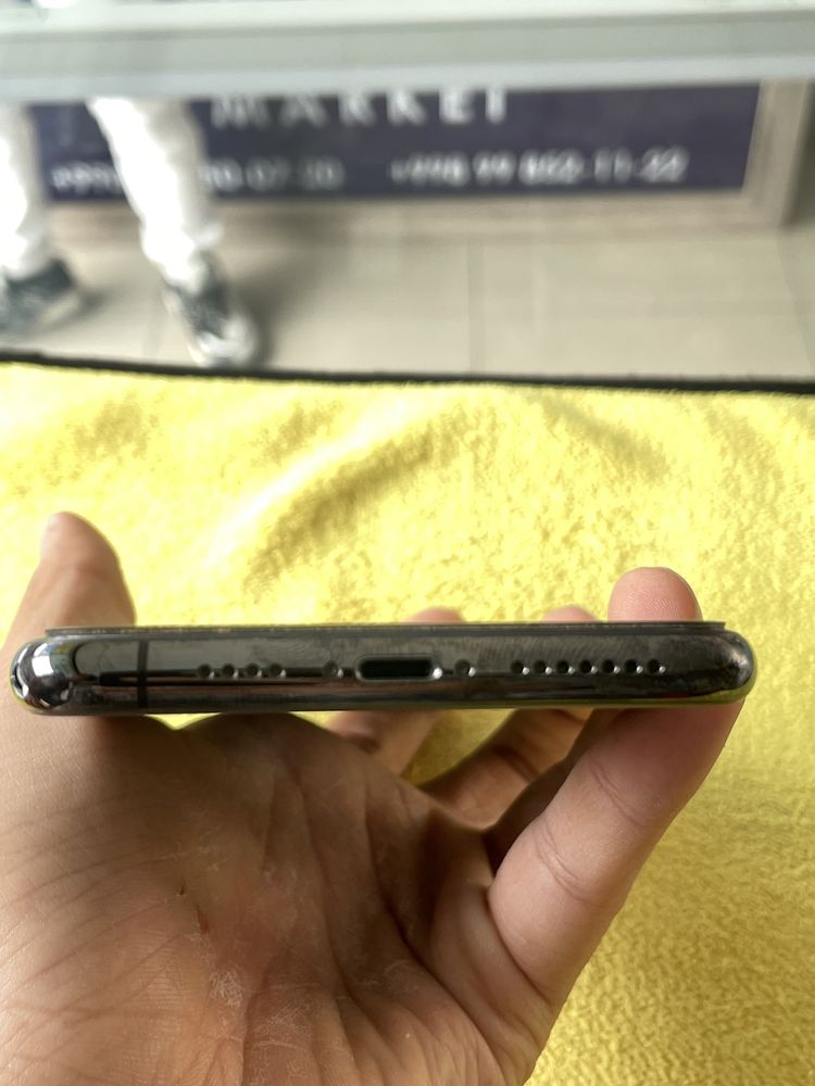Iphone 11 Pro Max black ideal 64gb 84%