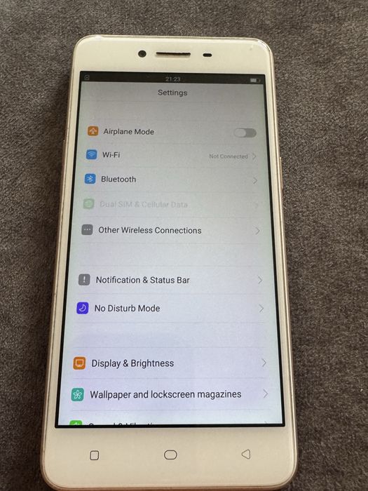 Телефон OPPO A37F