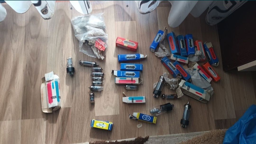 diode, triode, tuburi, lampi incandescente vechi