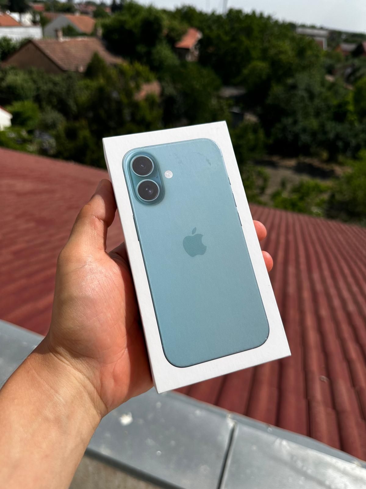 iPhone 16 Teal, Memorie 512GB, 100% Baterie - NOU la cutie Impecabil