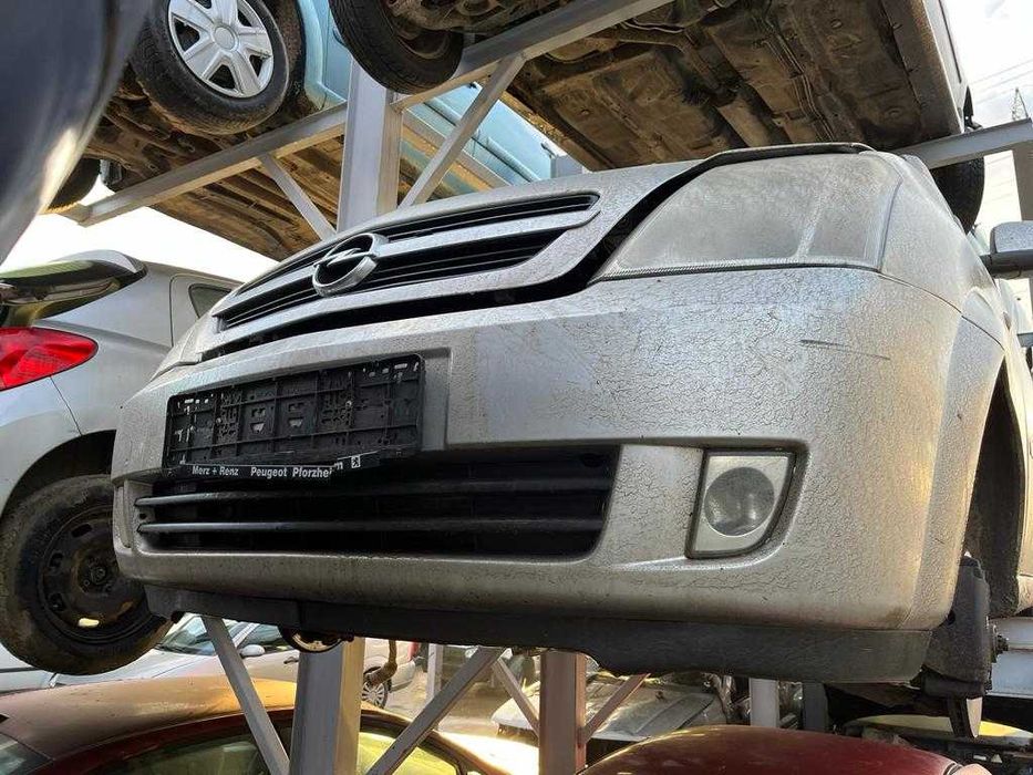 Dezmembrez Opel Meriva