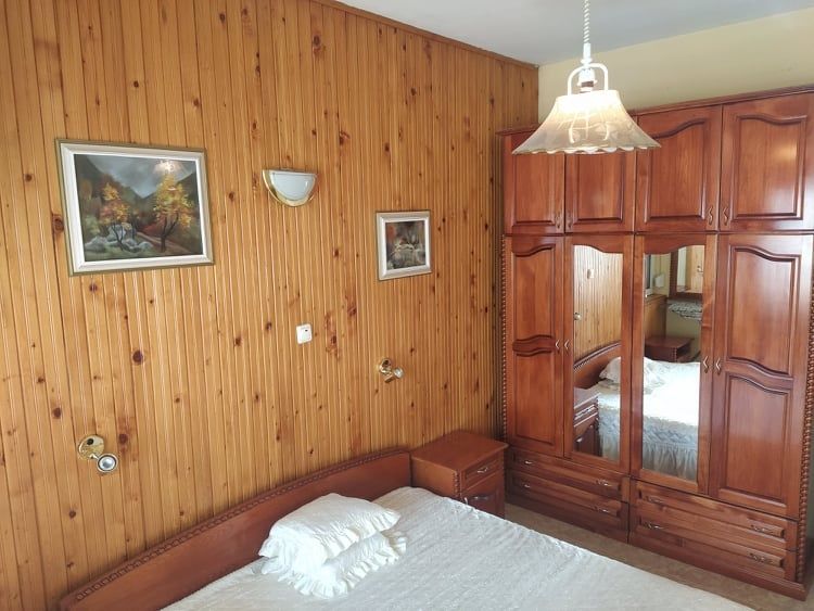 Апартамент под наем