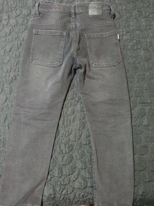 Джинсы на мальчика 6-7 лет