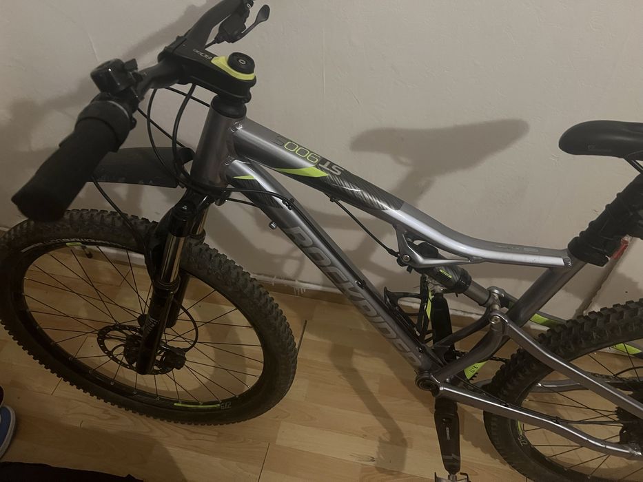 bicicleta  rockrider ST900 S…