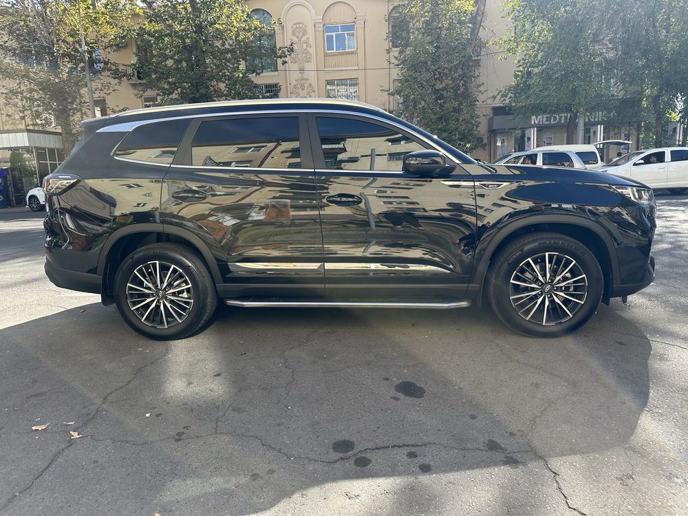 Chery 8 pro max 2024 yil yanvar salondan chiqan arendaga berladi