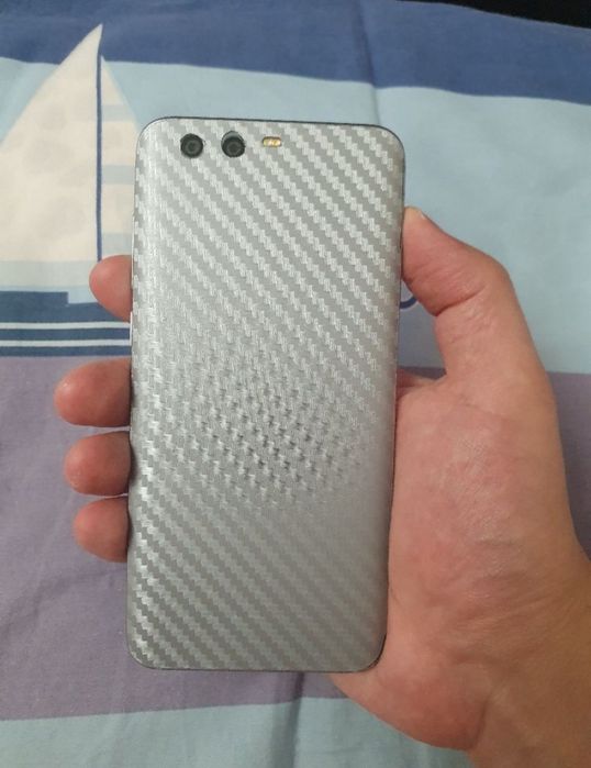 Srochna Prodam Sotiladi Huawei Honor 9 c 6/128gb Flagman 2simkartali