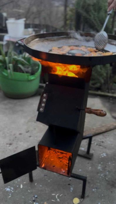 Sobiță rachetă perfectă pentru ceaun/ grătar