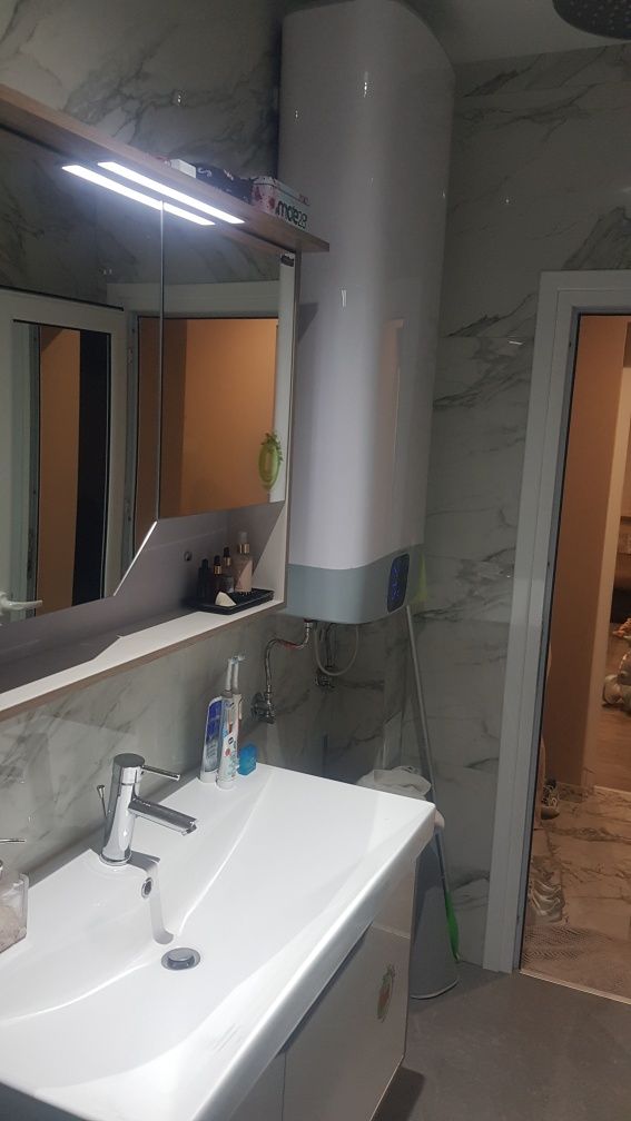 Продава се Тристаен апартамент в Дупница - 70 кв.м за 940 €/кв.м - Снимка #11