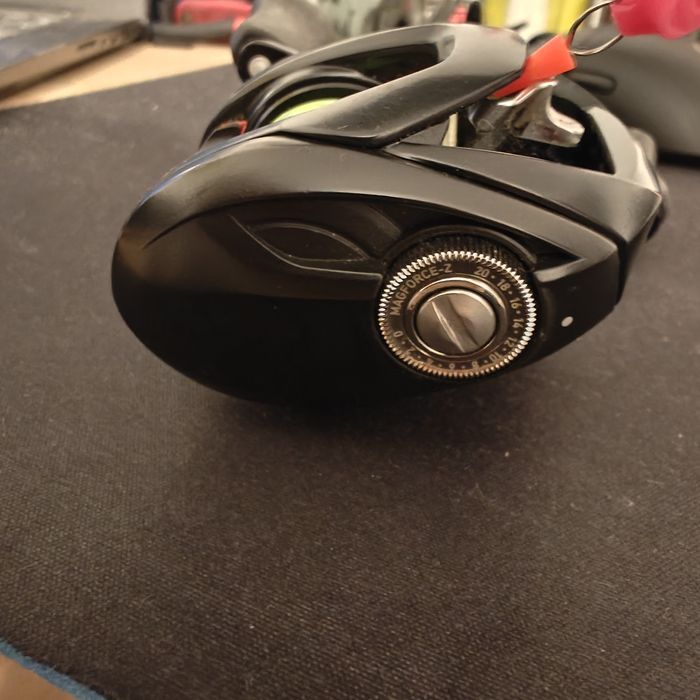 Vând Daiwa TATULA 100HL