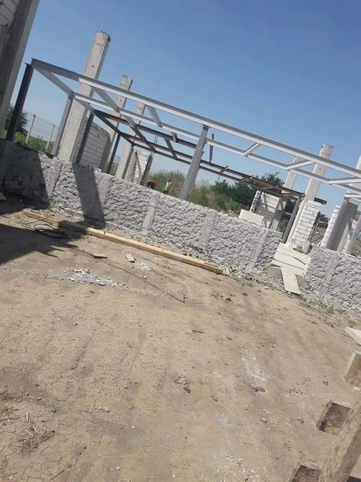 Vand hale metalice și ferme pentru diverse construcția