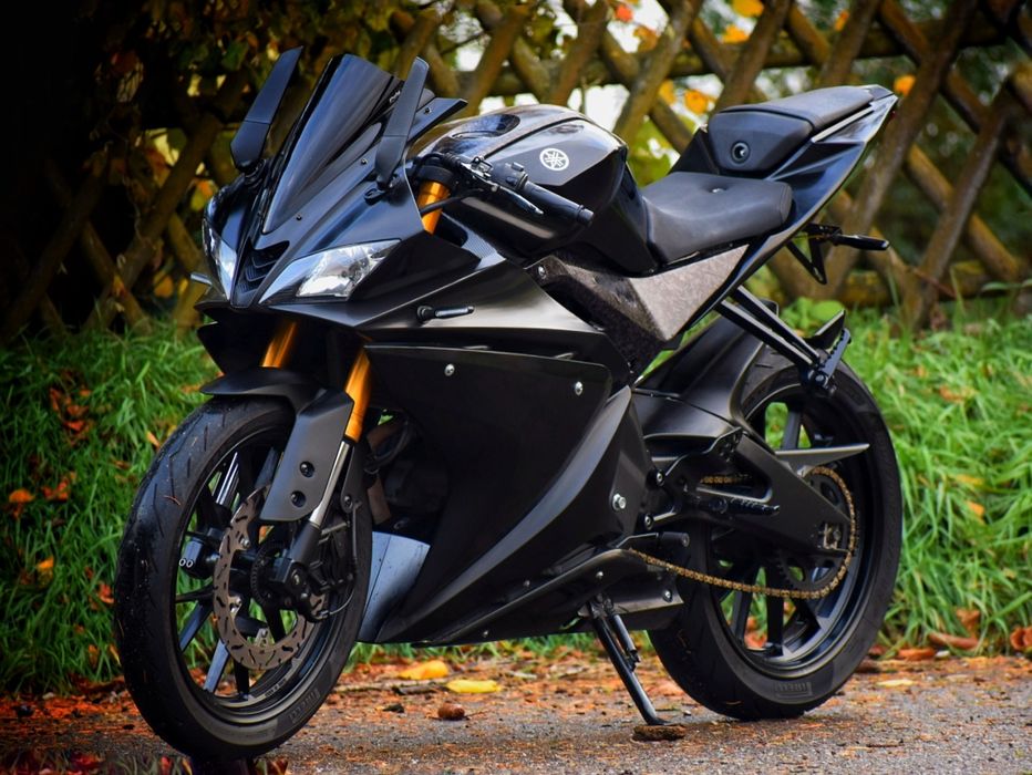 Yamaha yzf 125 2018 cu Abs yzfr125 cbr rc mt duke