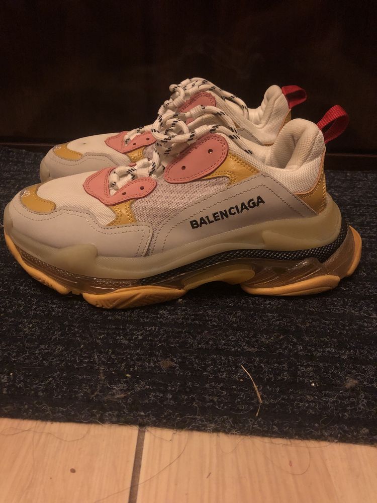 Adidași balenciaga