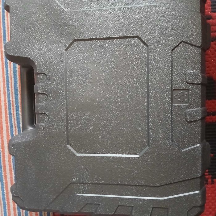 Masina de tuns oi pe 2 acumulatori, 48V,6000mAh,accesorii incluse,noua