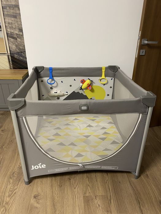 Pătuț Pliabil Joie