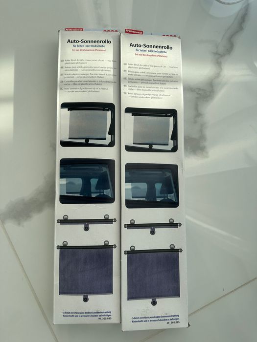 Parasolar auto retractabil cu ventuze Reer pentru geamuri laterale