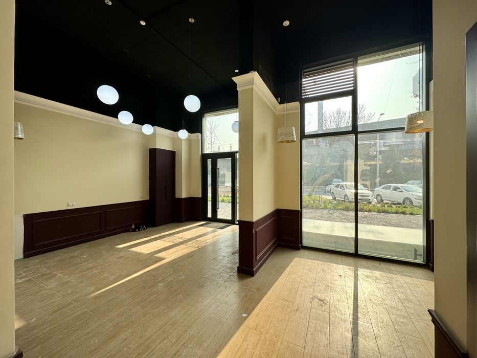 Центр! NRG Hayot, аренда помещение 65м² у дороги