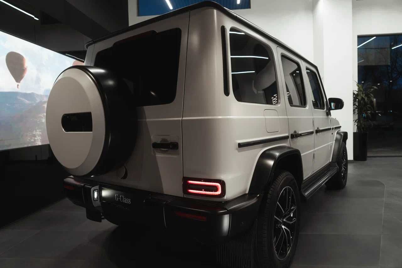 Mercedes-Benz G 500