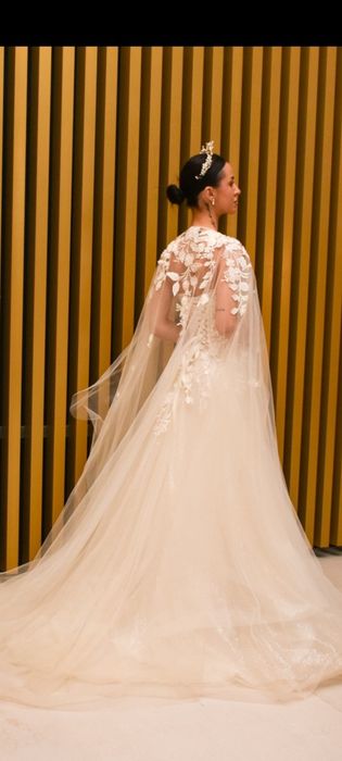 Vând rochie de mireasă creație designer