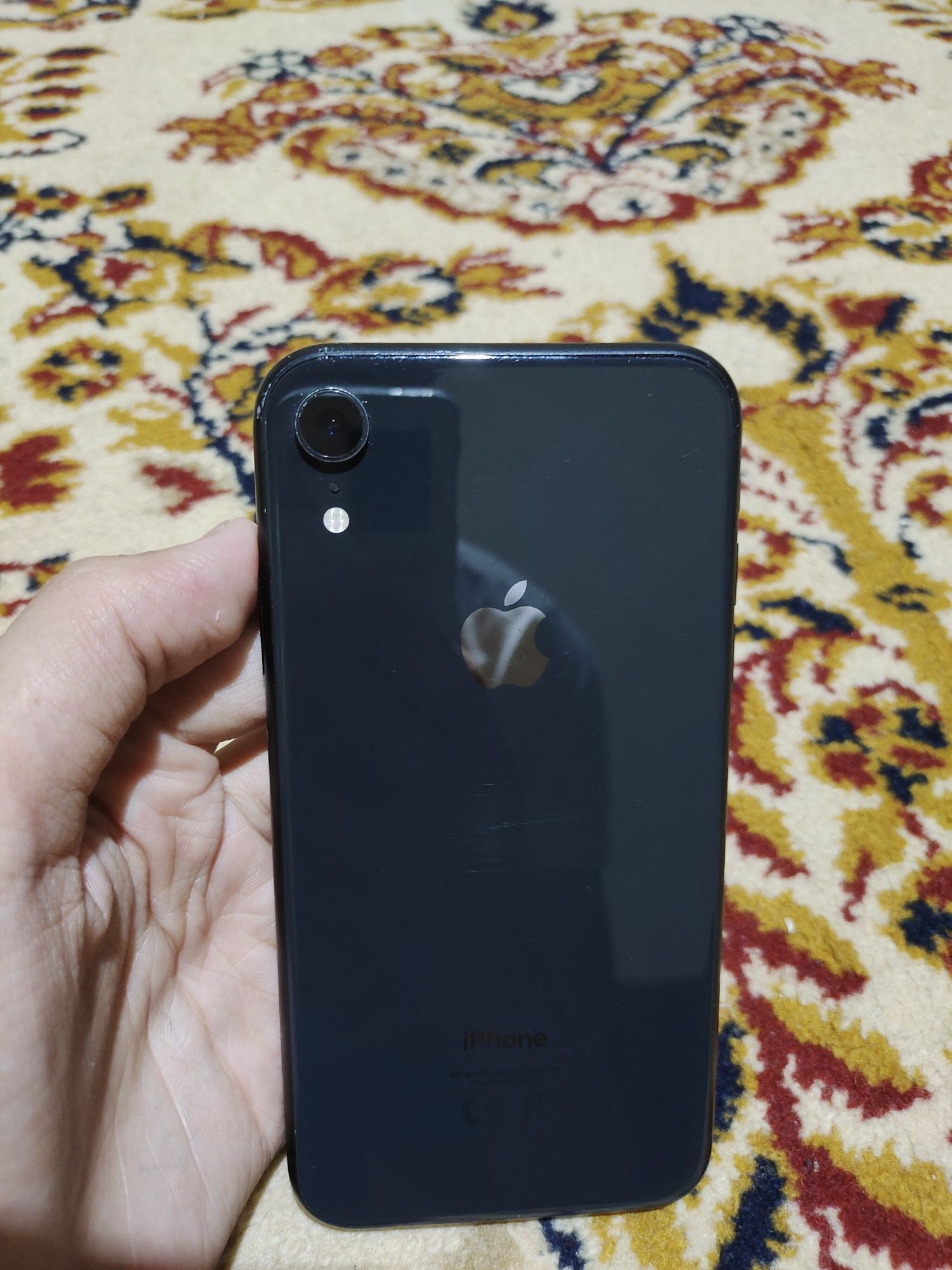 iPhone XR xolati ideal iCloud