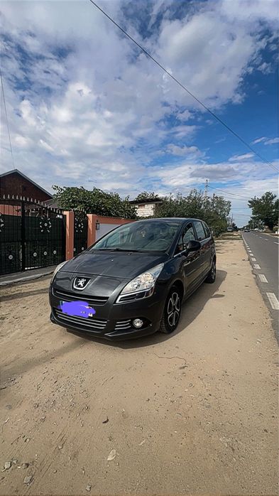 Vand peugeot 5008 2010