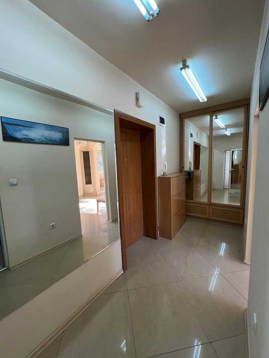 Дава се под наем Двустаен апартамент в София, Изток - 80 кв.м за 612 € - Снимка #6