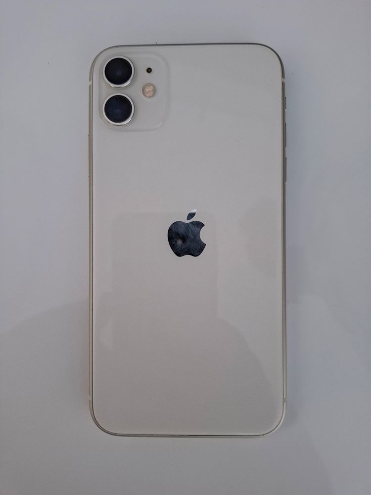 Model: Iphone 11. Batareya yomkest:88%. Pamyt:64 Holati:ideal