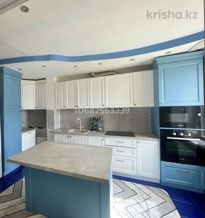 5 комнатная квартира в городе Аксу