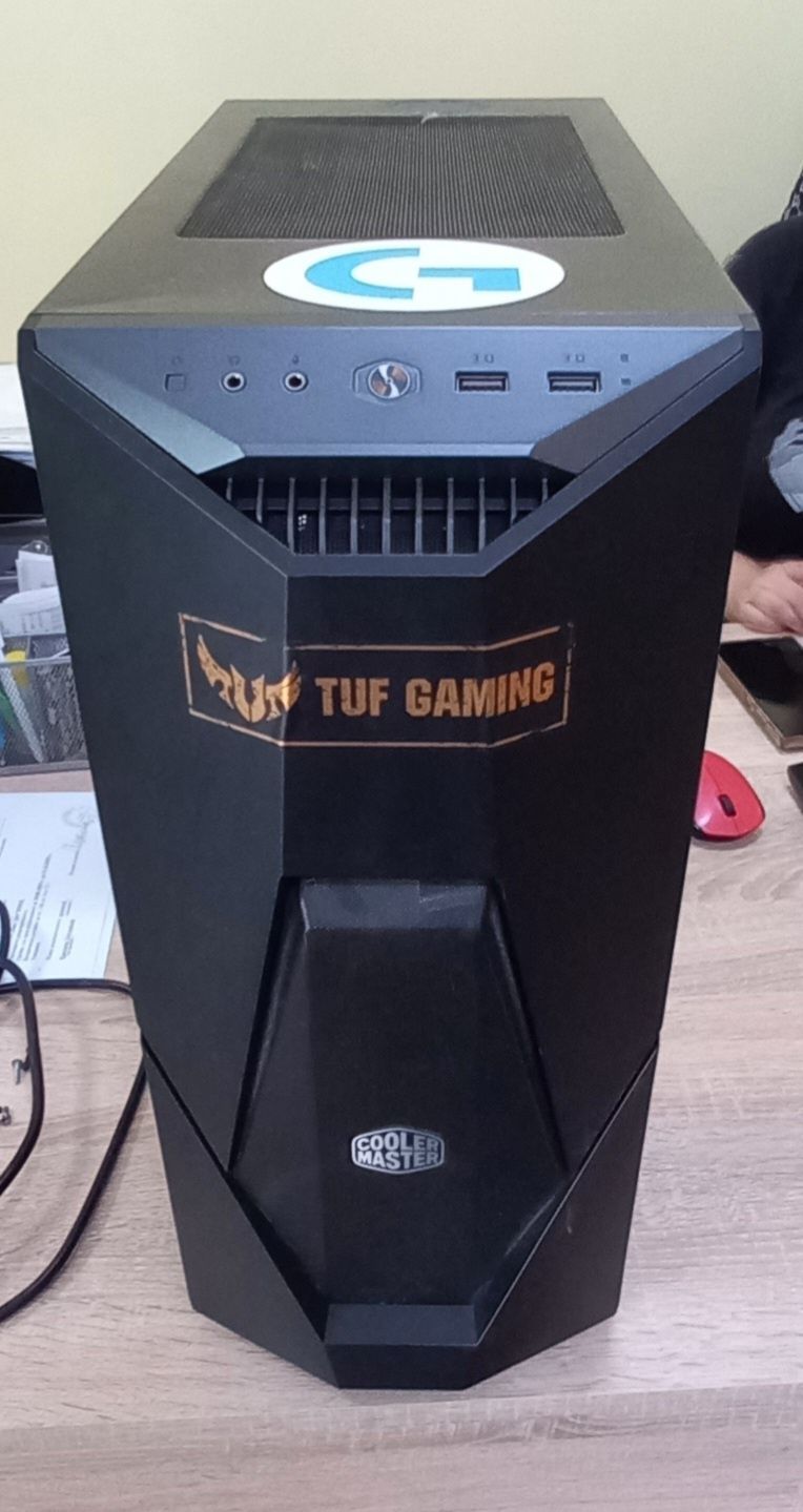 Gaming computer с чисто нова видео карта rx 6600 xt