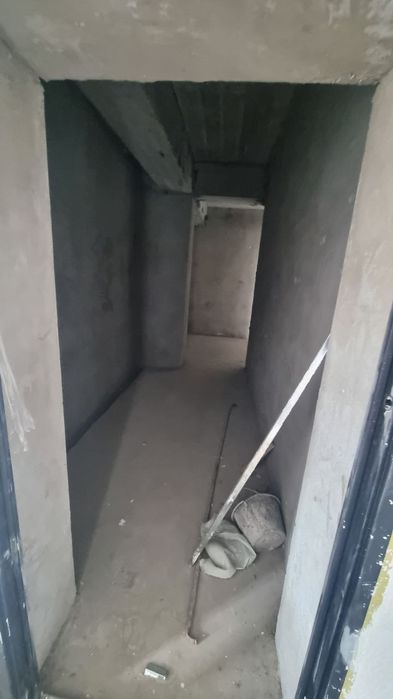 Сотилади 3 етажли дом 3чи етажи сотилади