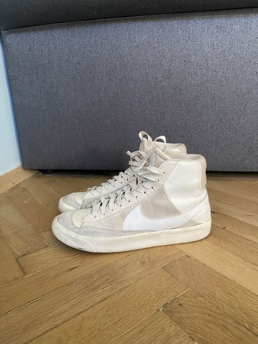 Nike blazer mid обувки