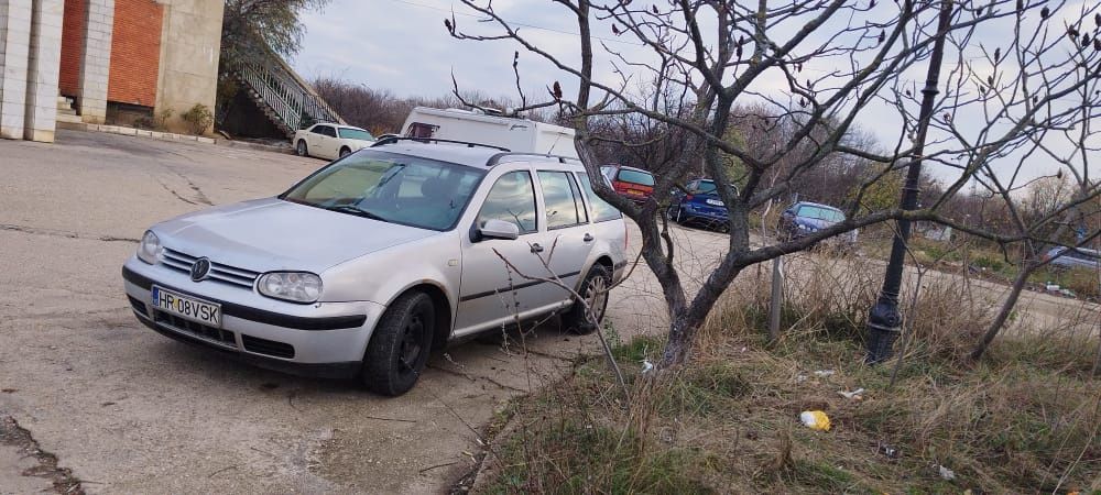 Bara fata,spate ,ușa ,capota vw golf 4 break motor 1.9 alh