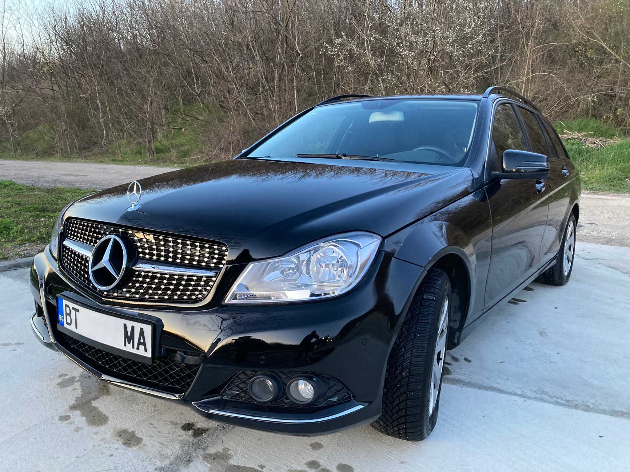 AMG решетка за Mercedes W204 C-class 2007-2014 маска