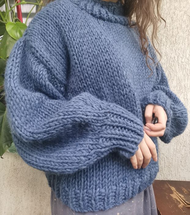 pulover tricotat manual cu lana oversize, chunky, calduros