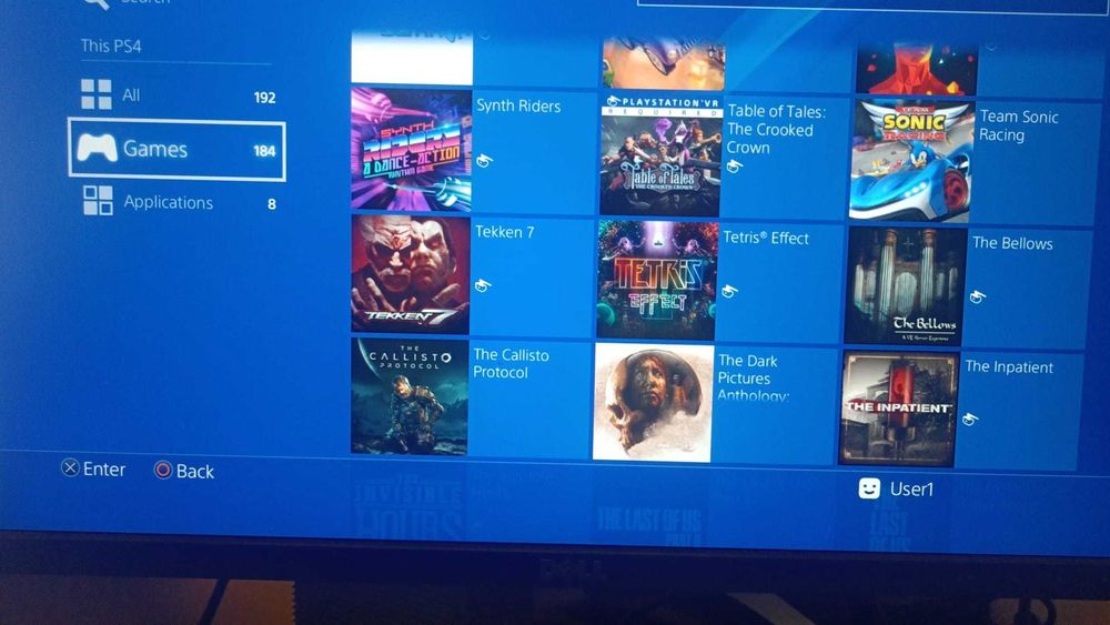 PS4 Pro Modat 1 TB cu VR si  cu HDD EXT  de 4 TB  cu 184 de jocuri