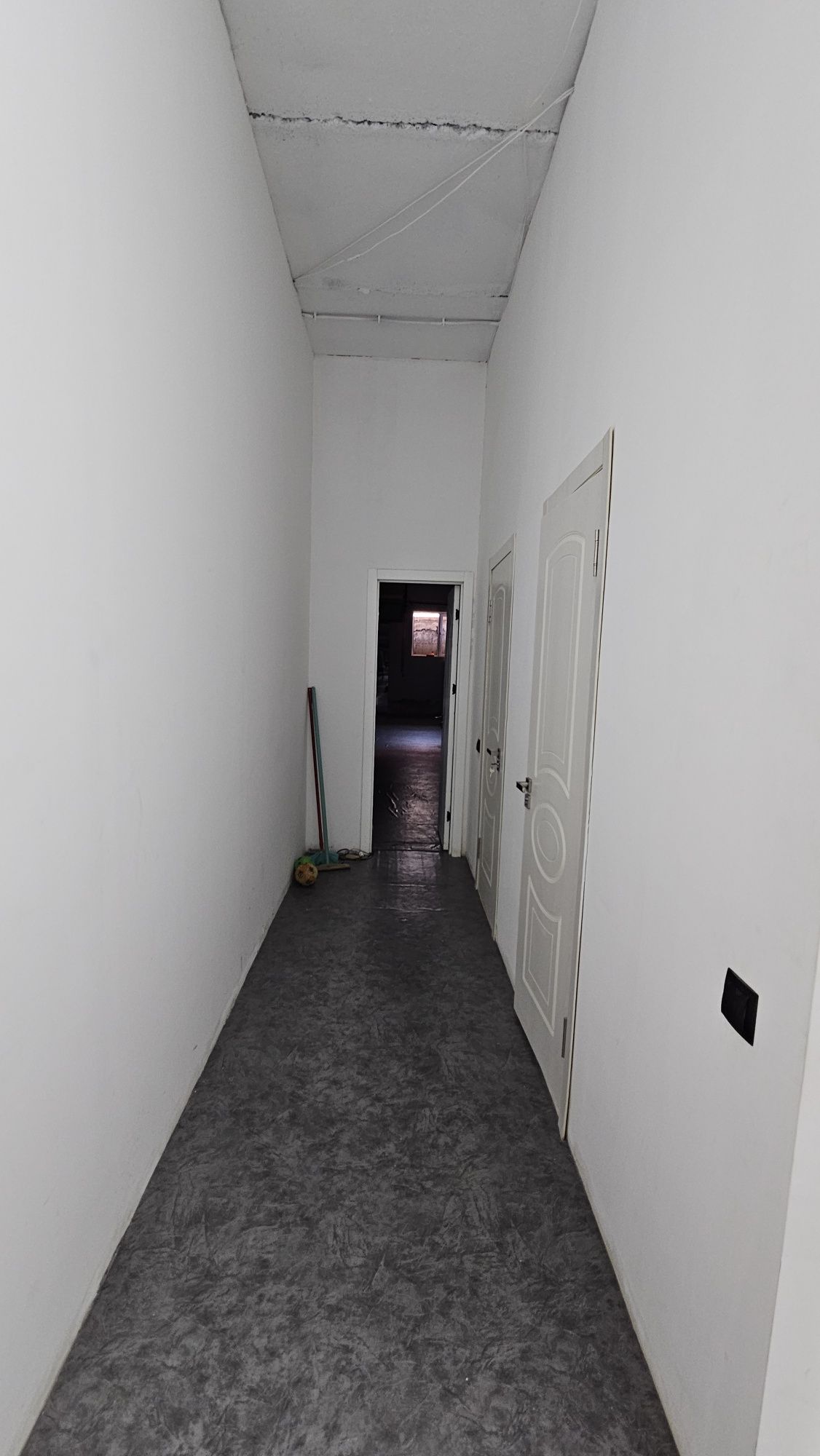 Продается офис Олтинтепа, 247