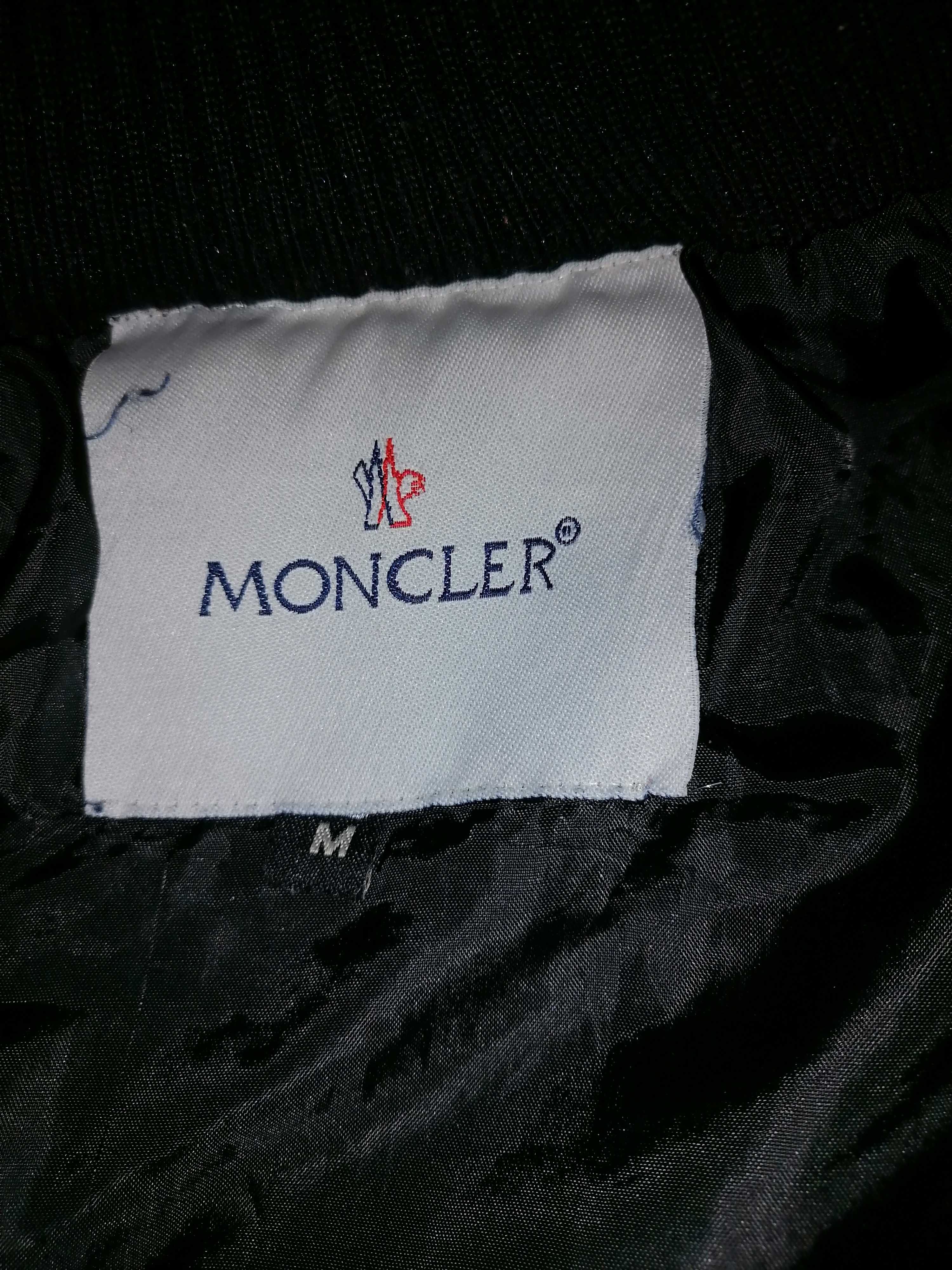 geacă moncler neagră