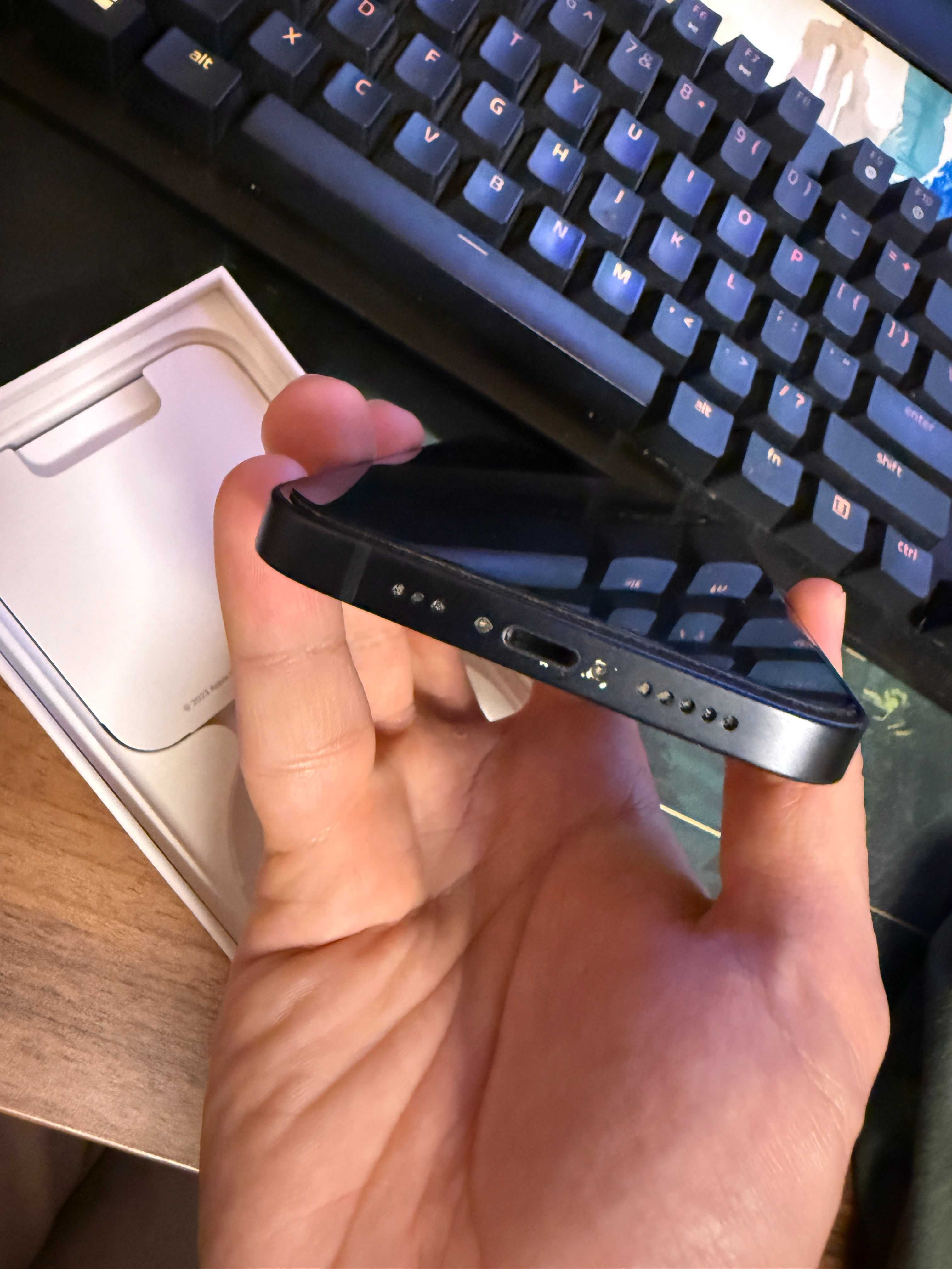 iPhone 12 128GB | Протектор + Spigen кейс | Отключен |