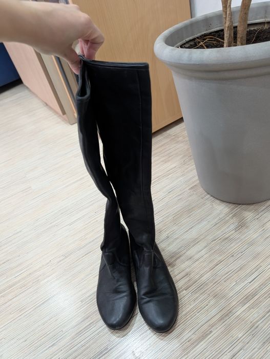 Vând cizme marca Camper piele naturala