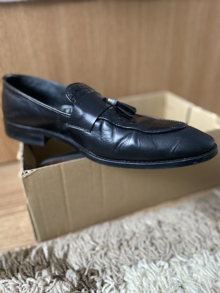 Pantofi negri barbati