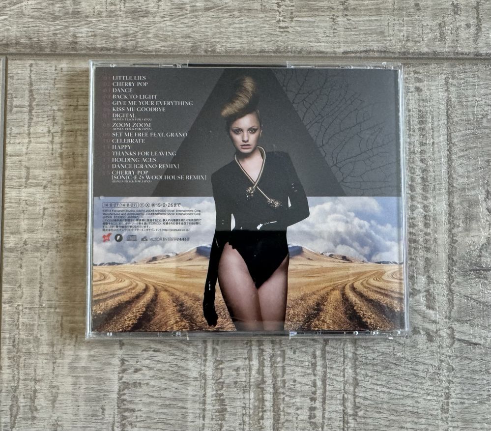 Cd-uri originale editii japoneze - Alexandra Stan (muzica romaneasca)