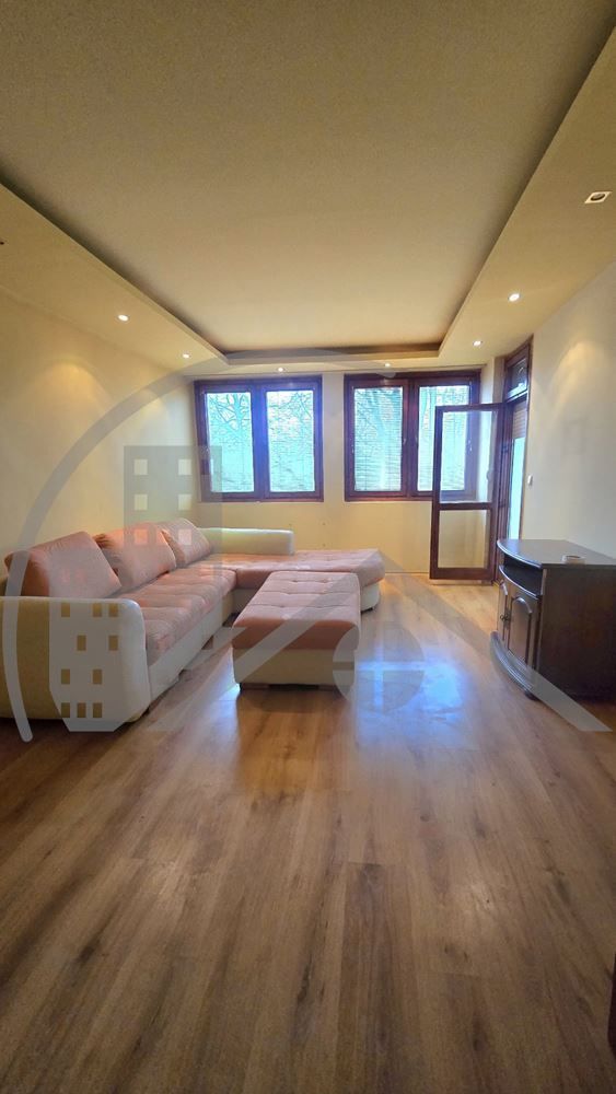 Продава се Тристаен апартамент в Добрич, Балик - 90 кв.м за 1078 €/кв.м - Снимка #2