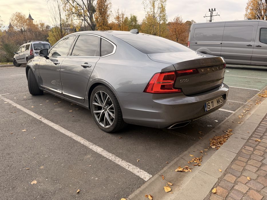 Volvo S90 D5 AWD