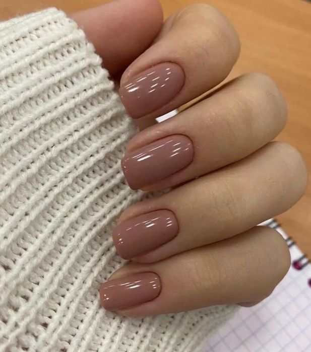 Unghii cu gel și Manichiura semi cu apex  sectorul 3