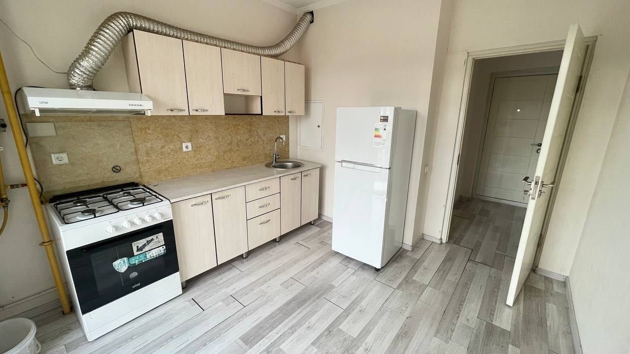 Green Park Продается 1 комнатная квартира ремонт Махтумкули