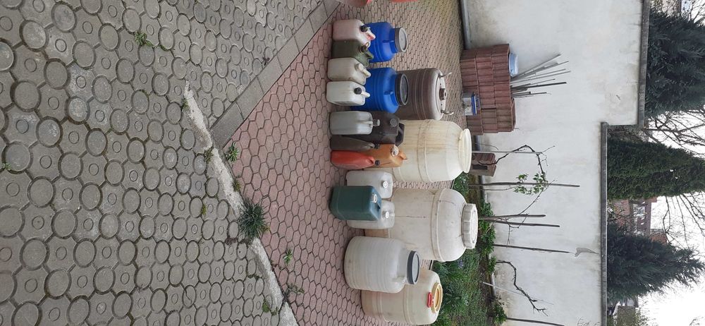 Vand Butoaie din plastic de 3L-10L-30 L -60 L  rezistente