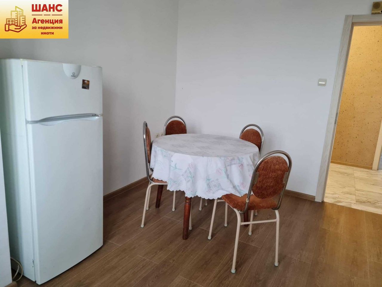 Продава се Тристаен апартамент в Плевен, Широк център - 86 кв.м за 1745 €/кв.м - Снимка #1