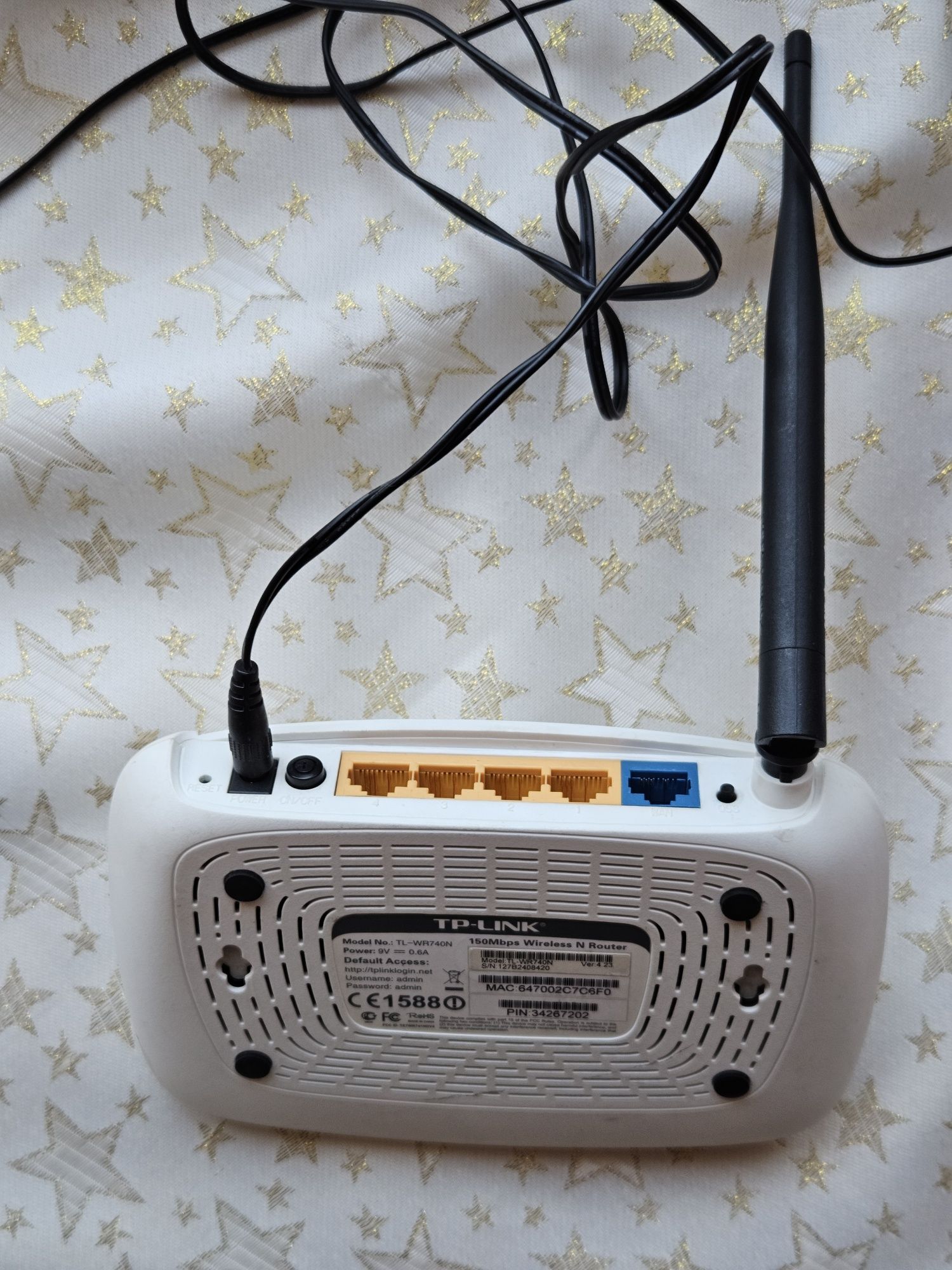 Безжични Рутери TP-Link и D-Link