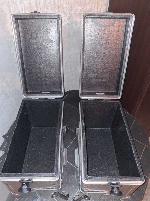 Cutii laterale moto din aluminiu 40 L Aprilia