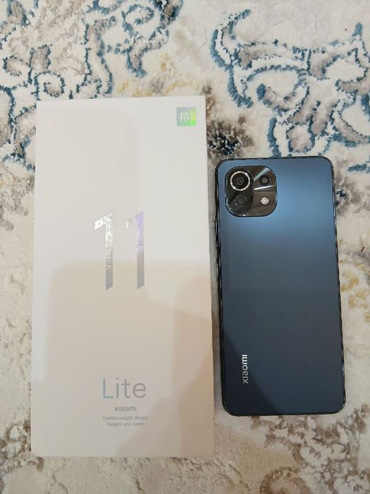 Xiaomi 11 Lite     .Срочно сотлади
