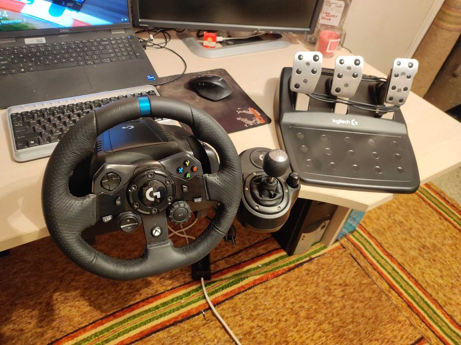 Logitech G923 волан + скоростен лост ! С ГАРАНЦИЯ XBox + PC симулатор